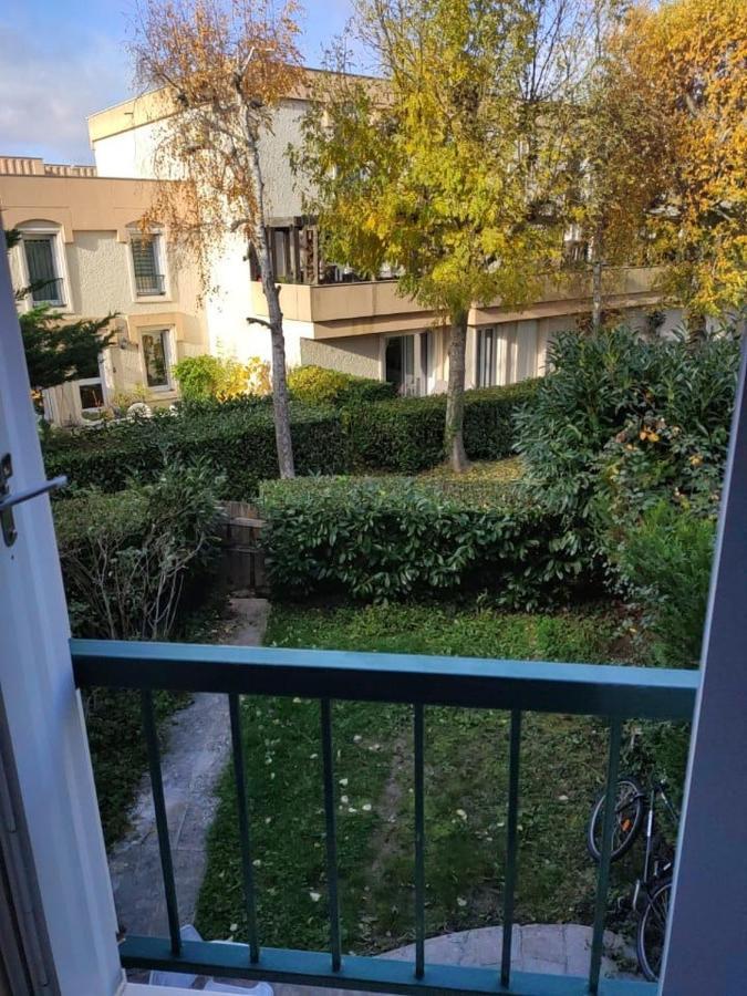 Maison De Ville 102M2 3 Chambres Монтини-льо-Бретоньо Екстериор снимка