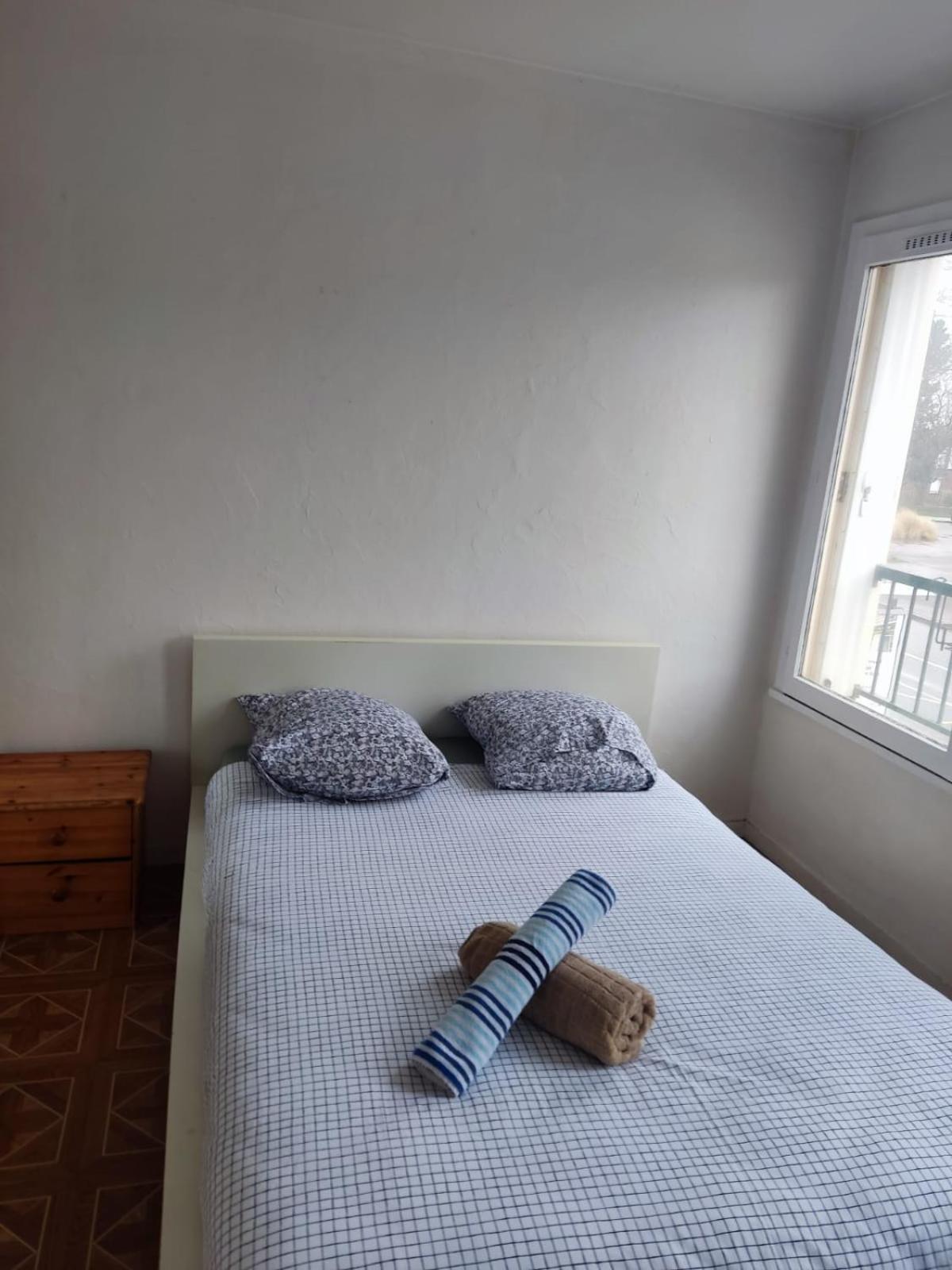 Maison De Ville 102M2 3 Chambres Монтини-льо-Бретоньо Екстериор снимка