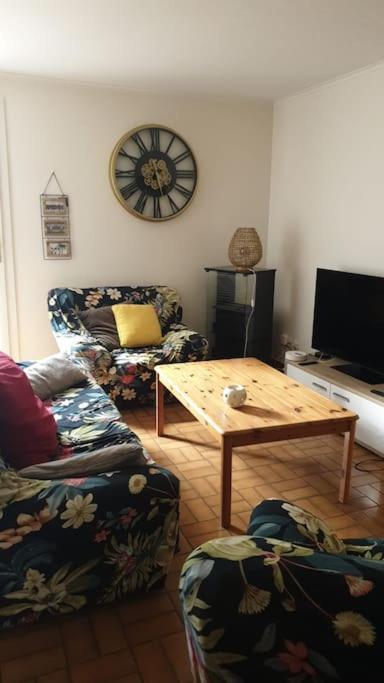 Maison De Ville 102M2 3 Chambres Монтини-льо-Бретоньо Екстериор снимка