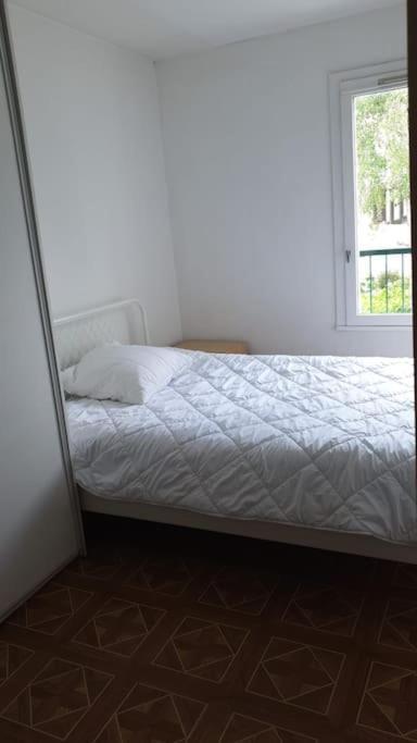 Maison De Ville 102M2 3 Chambres Монтини-льо-Бретоньо Екстериор снимка