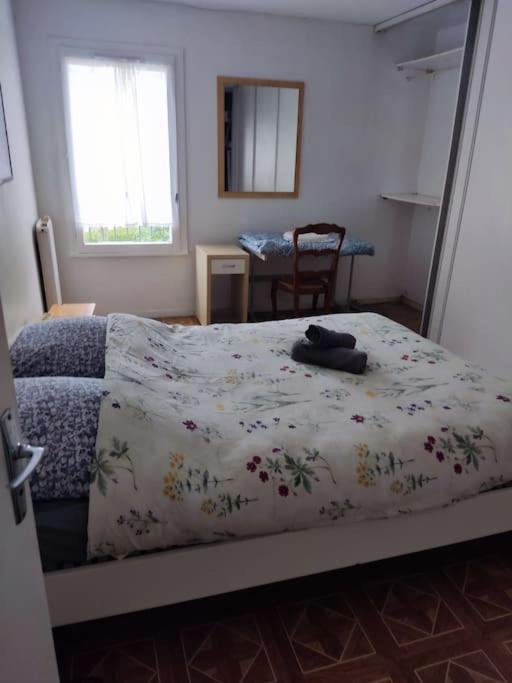 Maison De Ville 102M2 3 Chambres Монтини-льо-Бретоньо Екстериор снимка