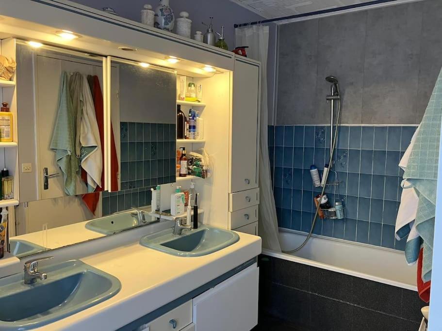 Maison De Ville 102M2 3 Chambres Монтини-льо-Бретоньо Екстериор снимка